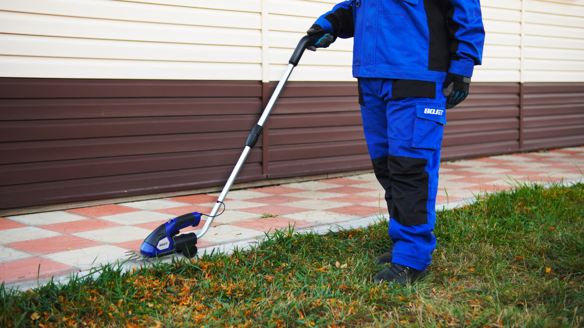 Садовые ножницы-кусторез с удлинённой рукояткой, 7.2В