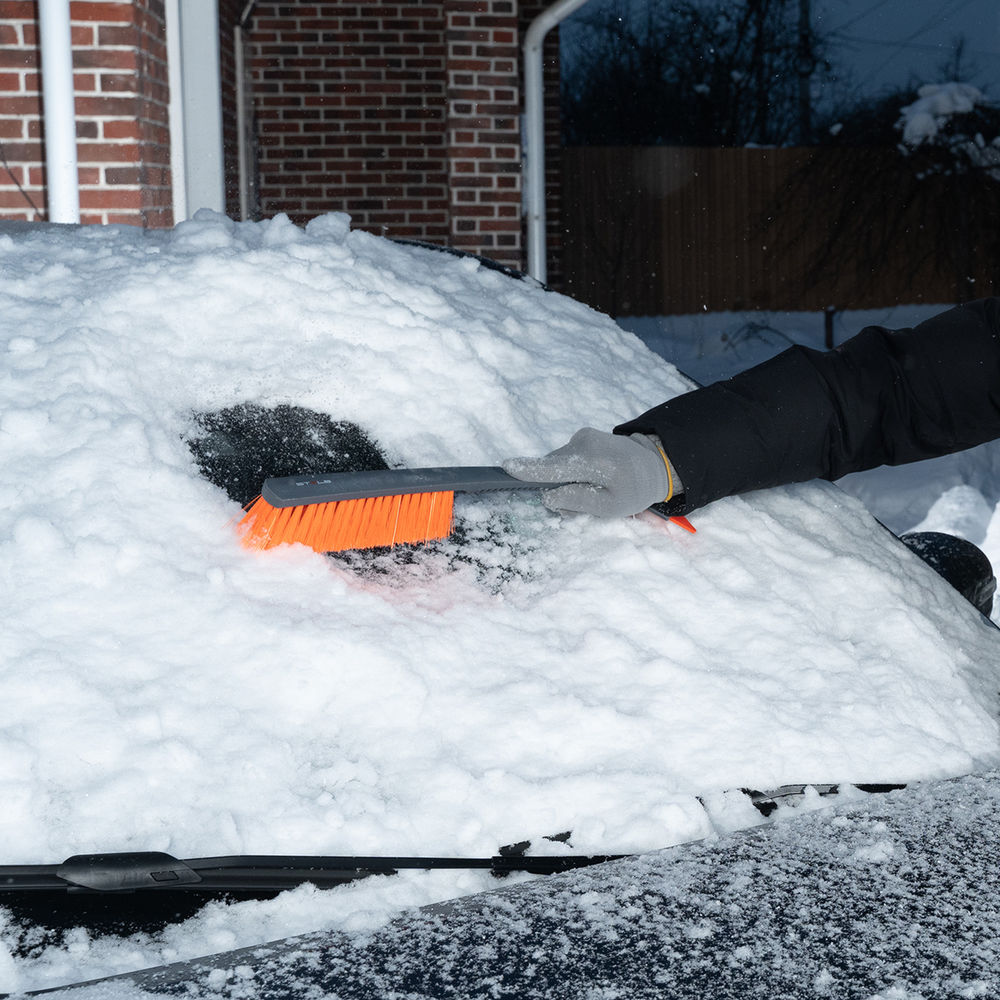 Щетка-сметка для снега со съемным скребком 530 мм Stels (55302)