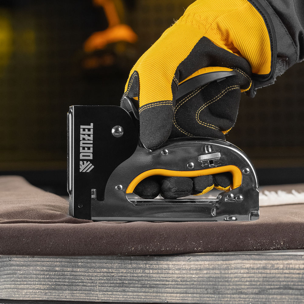 Степлер металл., скобы в комплекте, плавная регулировка удара, 2К рукоятка, тип 53, 4-14 мм Denzel (40223)