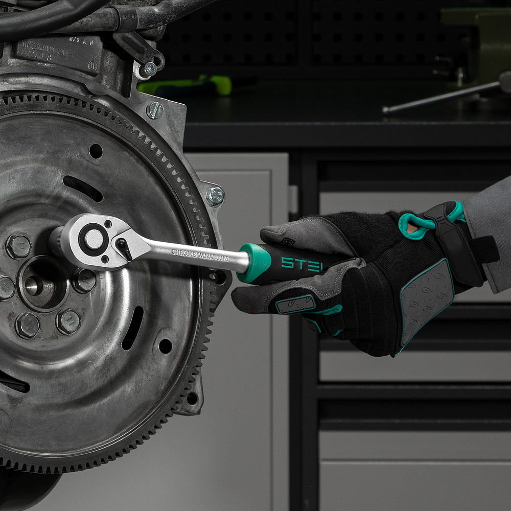 Набор инструментов, 1/2, 1/4, CrV, пластиковый кейс 82 предмета Stels