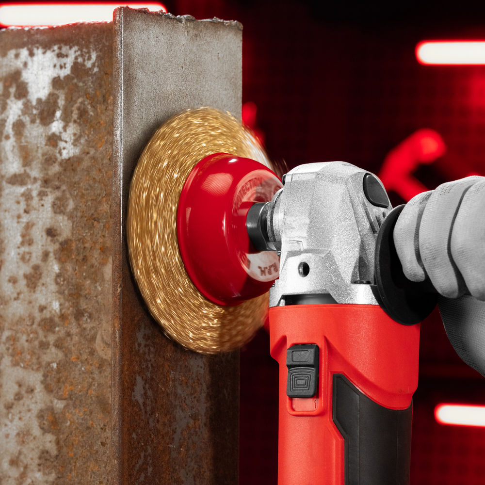 Щетка для УШМ, 100 мм, М14, чашка, латунированная витая проволока Matrix (74605)