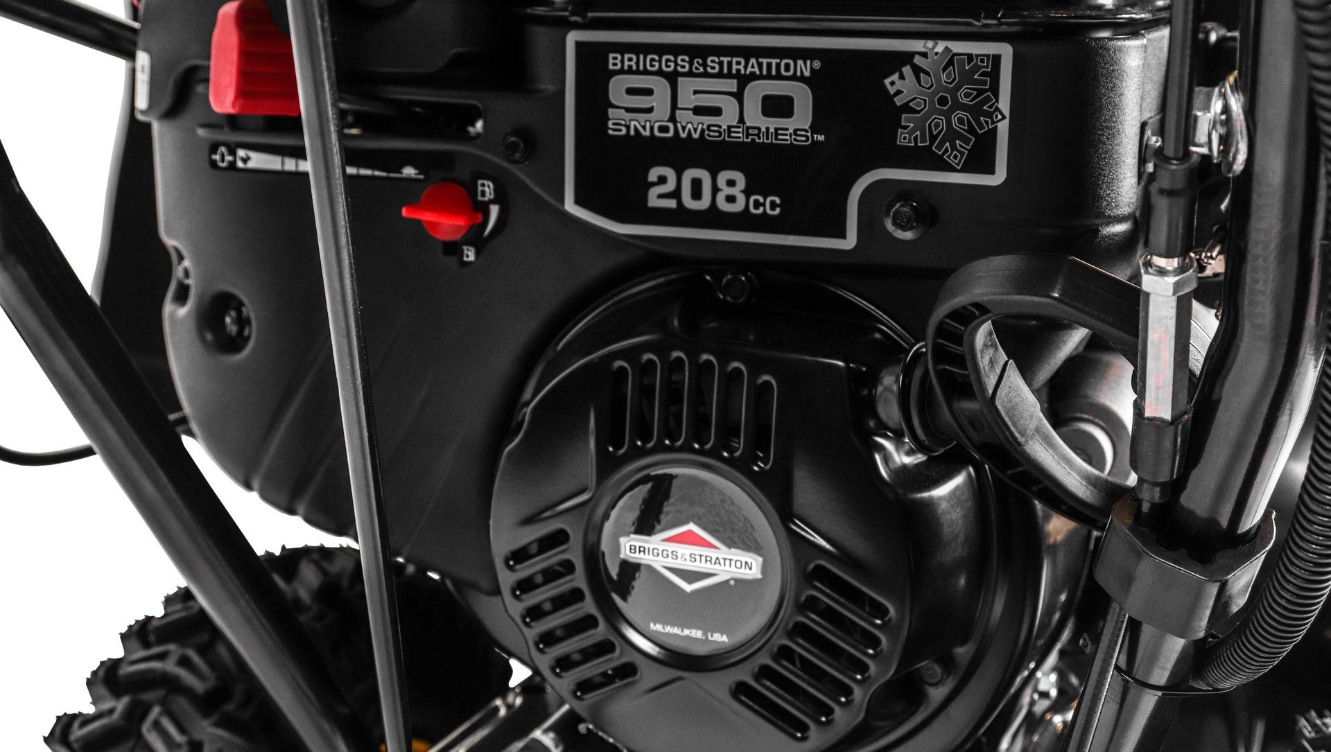 Снегоотбрасыватель CHAMPION ST656BS (6,5лс B&S950 56см 6F/2R колеса 3л, 77,5кг эл.стартер, фара) (ST656BS)