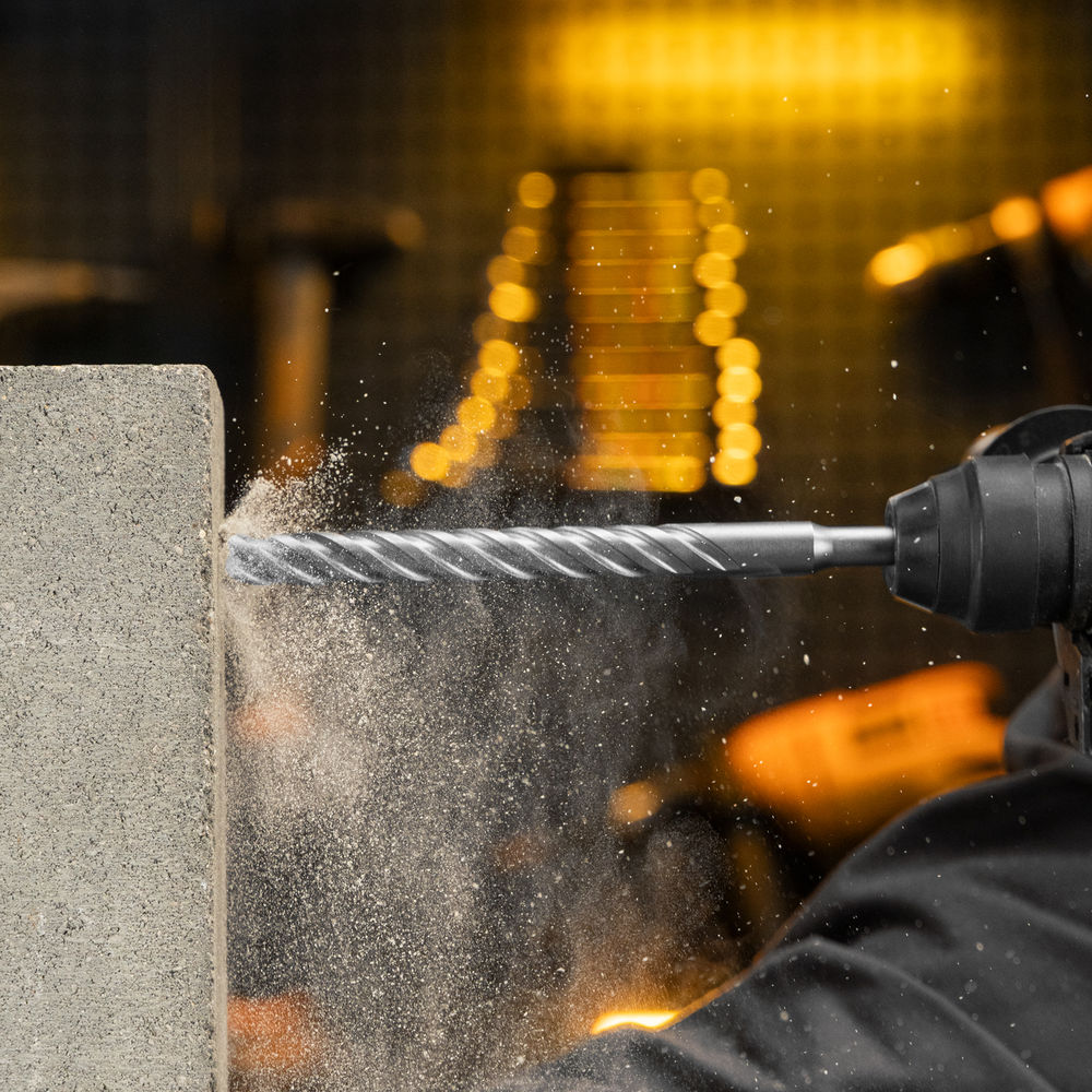 Бур по бетону, цельная крестовая пластина, 14x215 мм, SDS PLUS Denzel (705319)