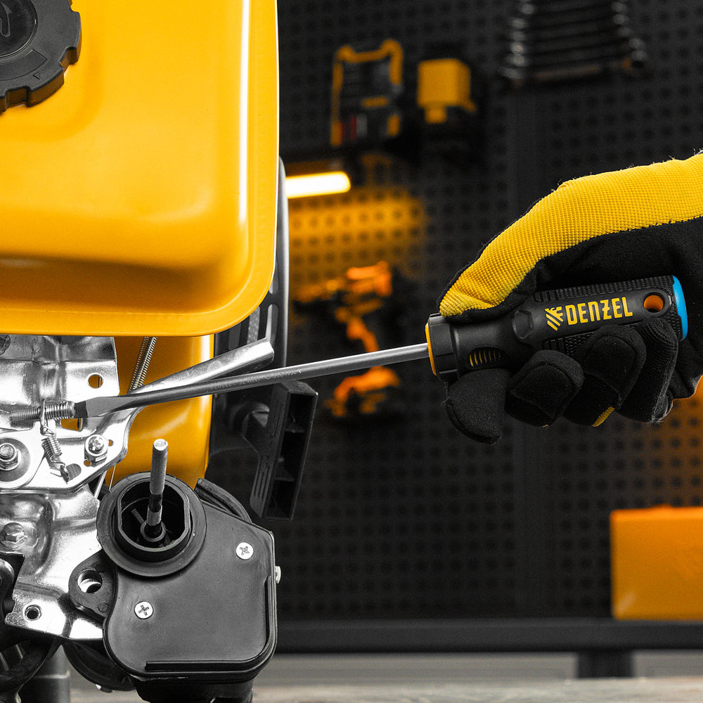 Отвертка, SL6x150 мм, S2, 3к рукоятка Denzel (121997)