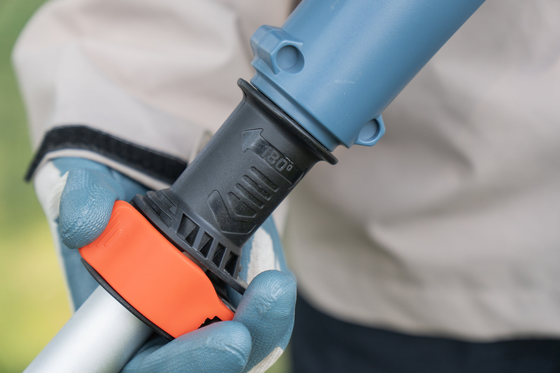 Триммер аккумуляторный, серия X2, 20В, 30.5 см., с 1 АКБ, 1 ЗУ