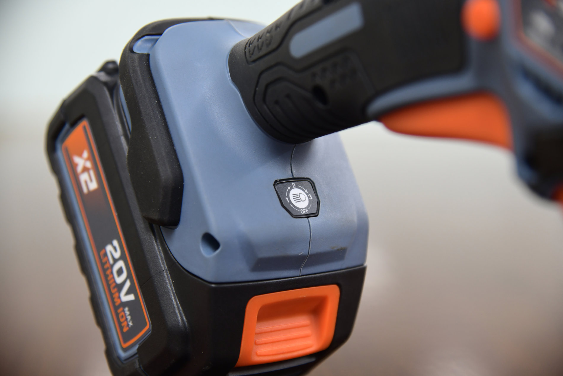 Сабельная пила, 13 мм, без АКБ и ЗУ X2 20В