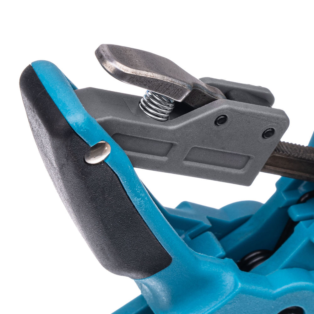 Струбцина клещеобразная 1-1/2, пластиковый корпус, храповой механизм жесткой фиксации, 38 мм Gross (20801)