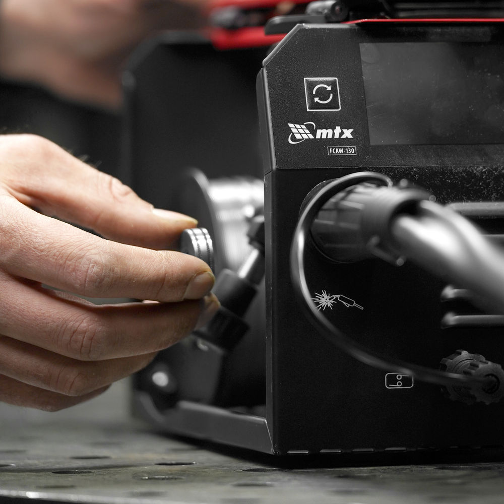 Аппарат инвертор. полуавтомат. cварки FCAW-130, 130 А, ПВ 60%// MTX (94300)