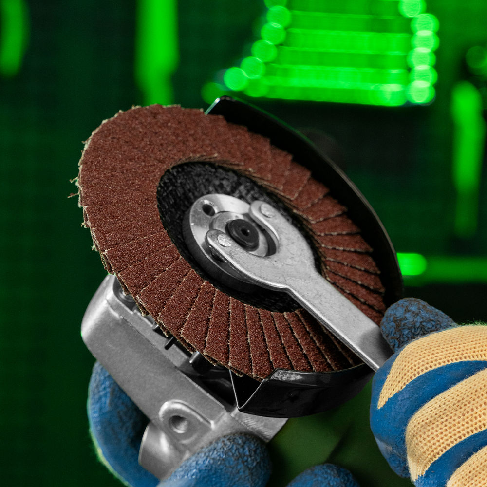 Круг лепестковый торцевой, конический, Р 60, 125 х 22.2 мм Сибртех (74084)