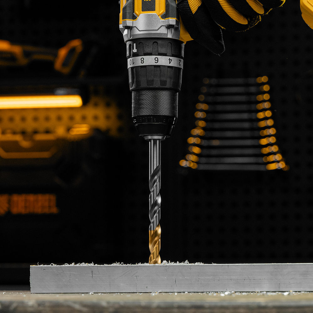 Сверло спиральное по металлу 11 x 142 мм, Р6М5, Golden Tip Denzel (718243)