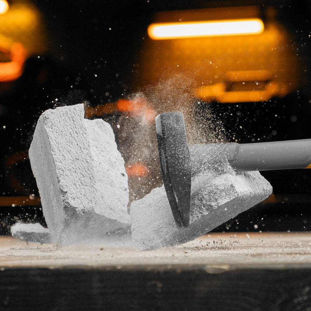 Молоток слесарный, 200 г, кованый, фибергласовая рукоятка c TPR покрытием Denzel (10482)