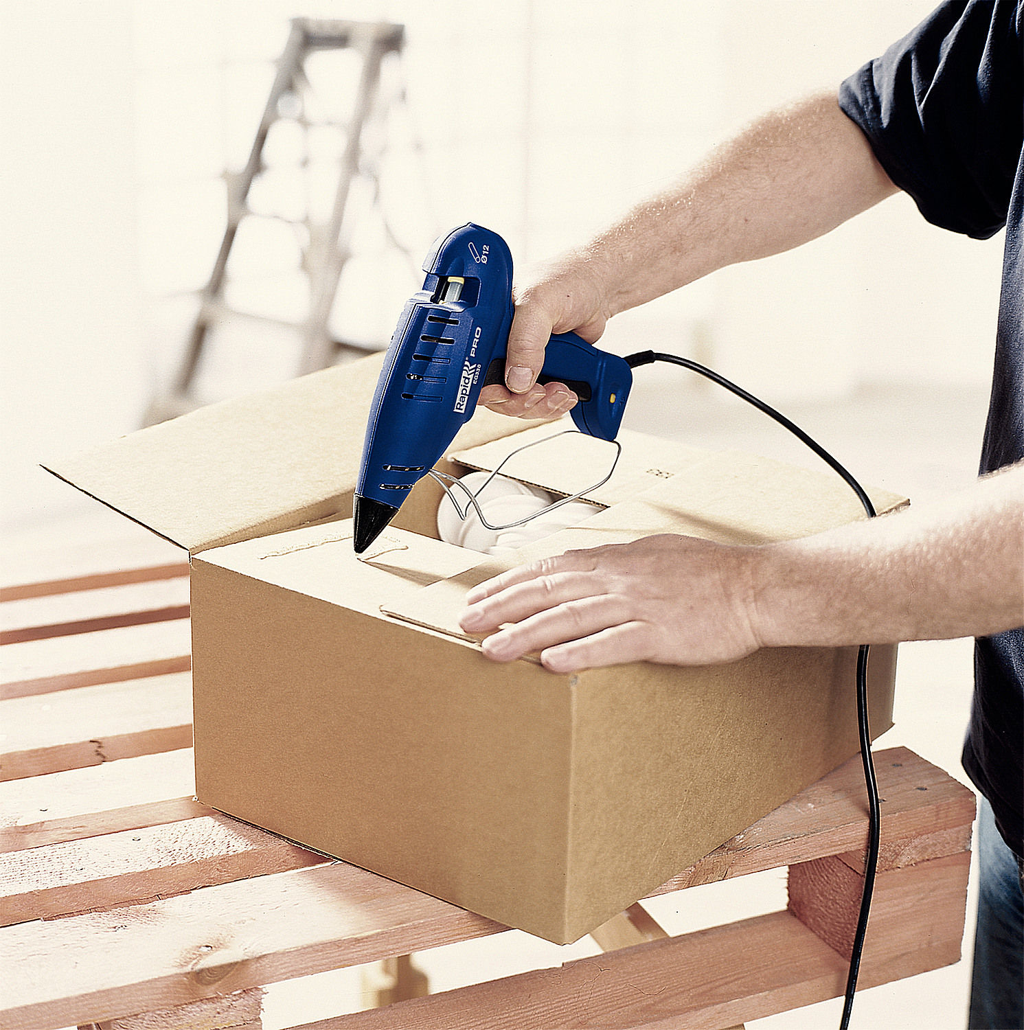 Стержень клеевой профессиональный универсальный 12 х 190 мм RAPID 40302799