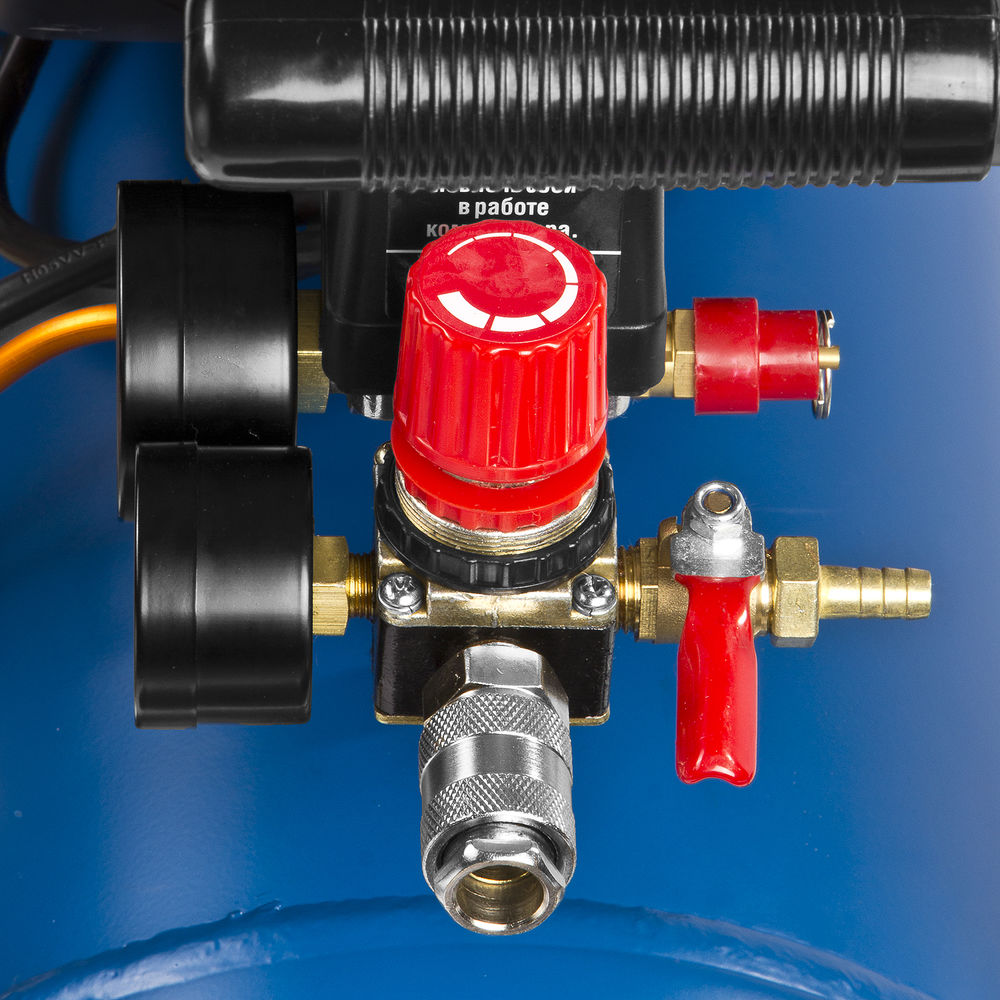 Компрессор масляный 240 л/мин, 24 л, 1500 Вт ЗУБР Профессионал ЗКПМ-240-24-1.5