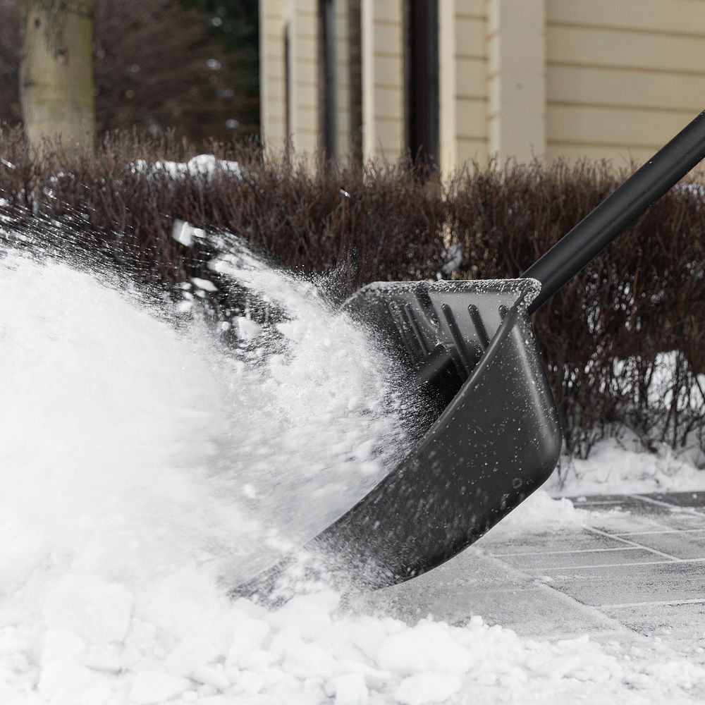 Лопата для уборки снега, полипропилен, 535х375х1400, стальной черенок, BASE Palisad (61493)