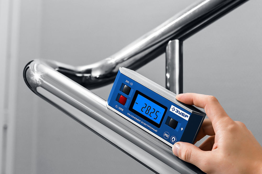 Электронный уровень-уклономер МИНИ, 0 - 90°, ±0.05° ЗУБР Профессионал 34745_z01