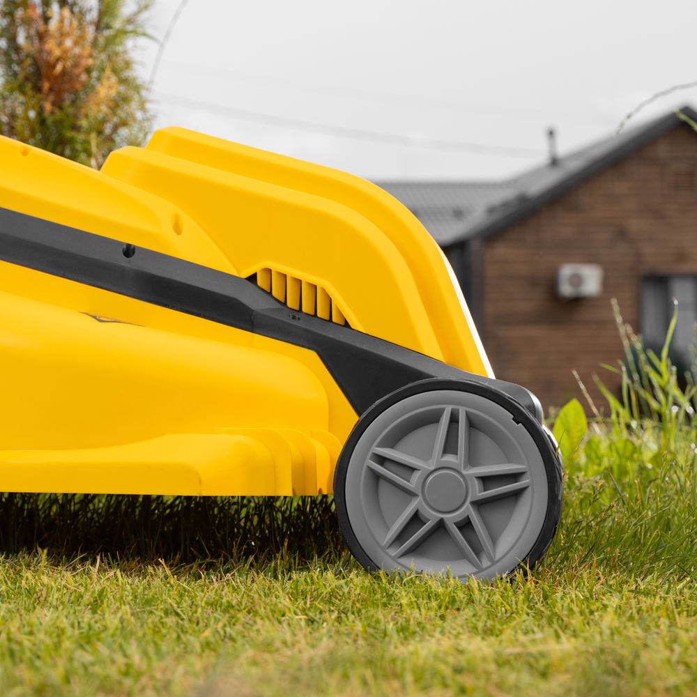 Газонокосилка электрическая GMC-1800, шир. 38см, 1800 Вт, 6 уров., травосб. 35 л Denzel (96629)