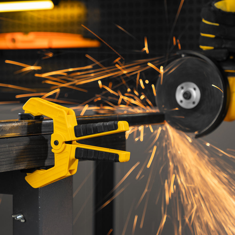 Струбцина клещеобразная, усиленная 65 х 50 мм, двухкомпонентные рукоятки Denzel (20796)