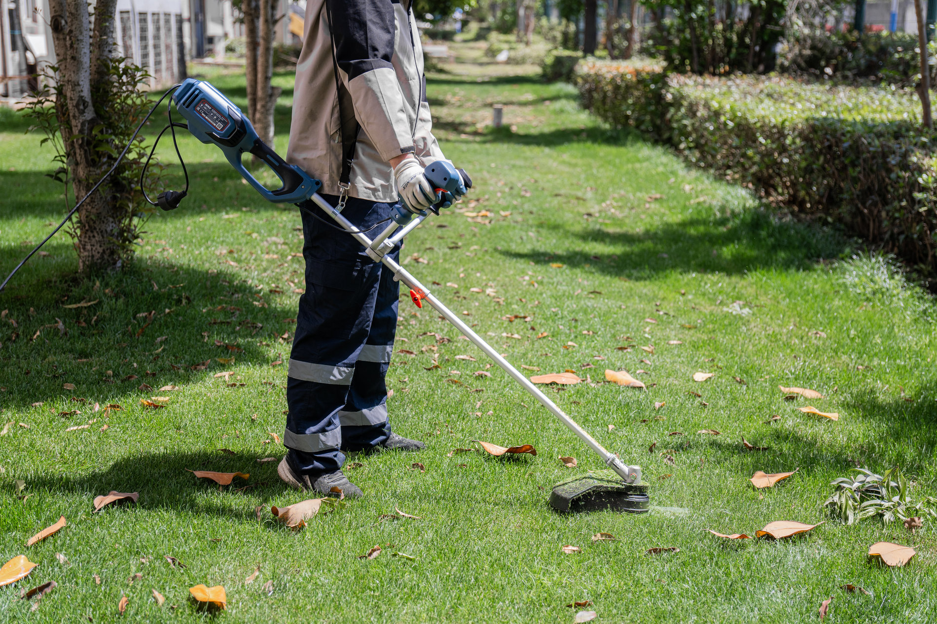 Триммер сетевой, 1200 Вт, 34 см (леска), 23 см (нож), велосипедная рукоятка