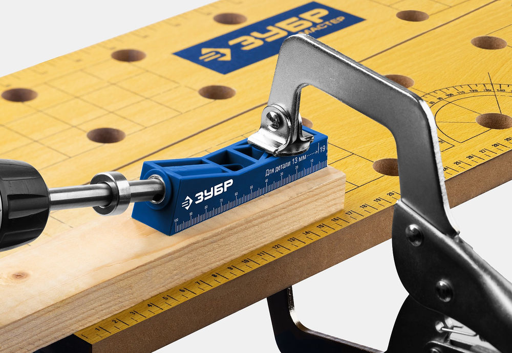 Кондуктор одинарный для глухих отверстий, одно отверстие ЗУБР Профессионал 30092