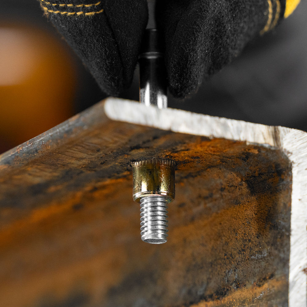 Заклепки резьбовые, стальные, оцинкованные, М6, пластиковый кейс, 70 шт. Denzel (40603)