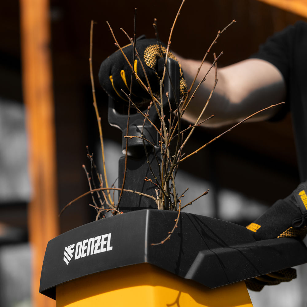 Измельчитель садовый электрический ECS-2700, 2700 Вт, 40 мм Denzel (59702)