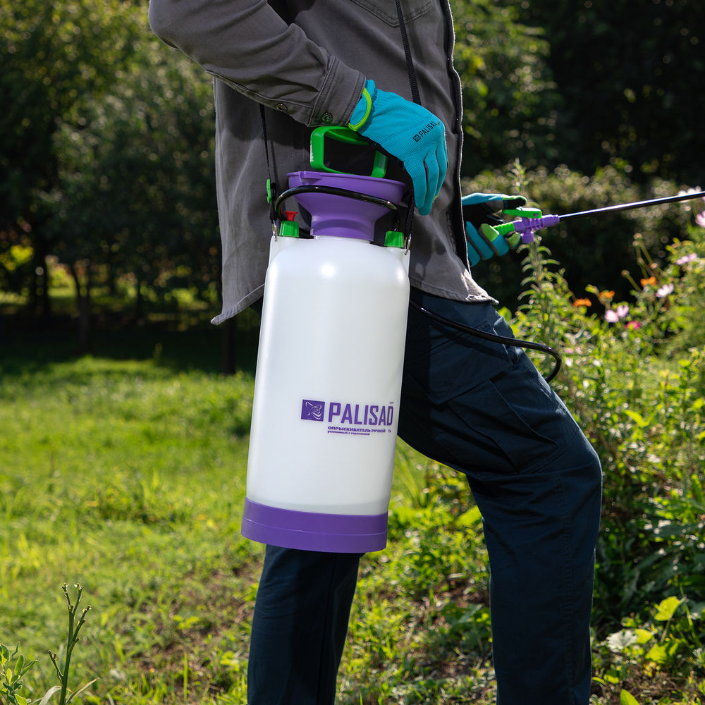 Опрыскиватель ручной усиленный с горловиной 7 л, с насосом, шлангом и разбрызгивателем Palisad (64747)