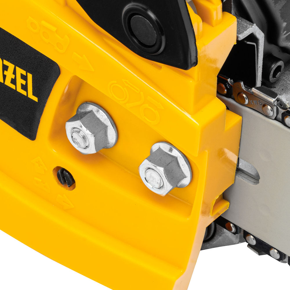 Пила цепная бензиновая DGS-4516, шина 40 см, 45 см3, 3 л.с, шаг 3/8, паз 1.3 мм, 57 звеньев Denzel (95230)