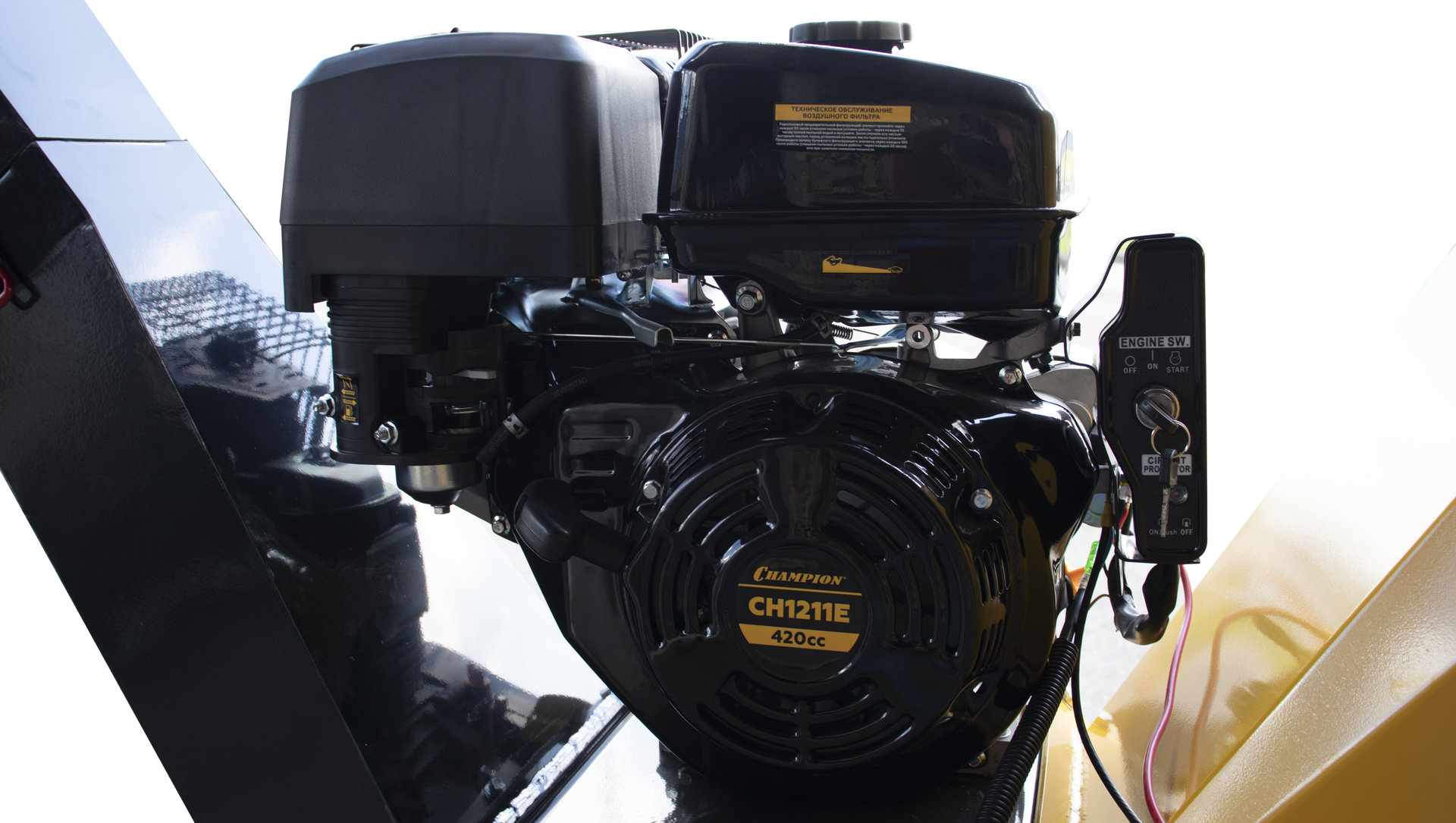 Измельчитель бензиновый PRO 11 кВт 420см? 120мм 210кг эл. стартер колеса CHAMPION CH1211E