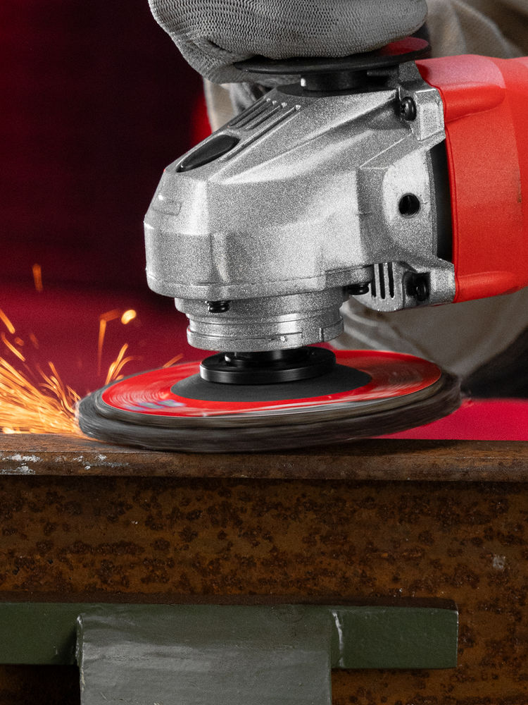 Круг лепестковый торцевой, P 24, 115 х 22,2 мм Matrix (74026)