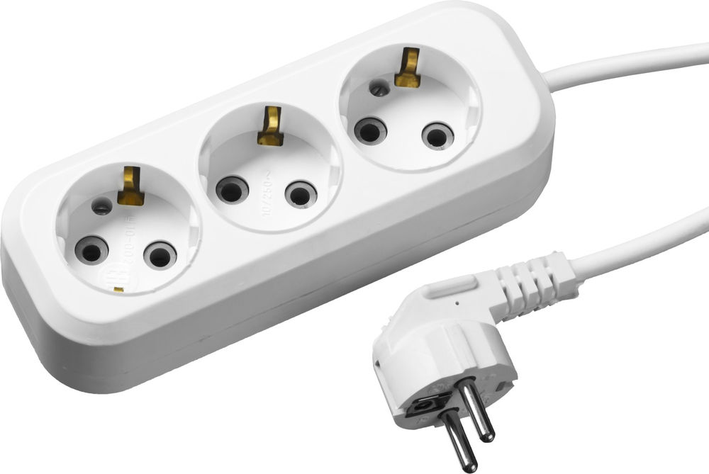 Бытовой удлинитель ПВС 3 х 0.75 мм2 2200 Вт 3 гн. 3 м СИБИН У-30 55034-3