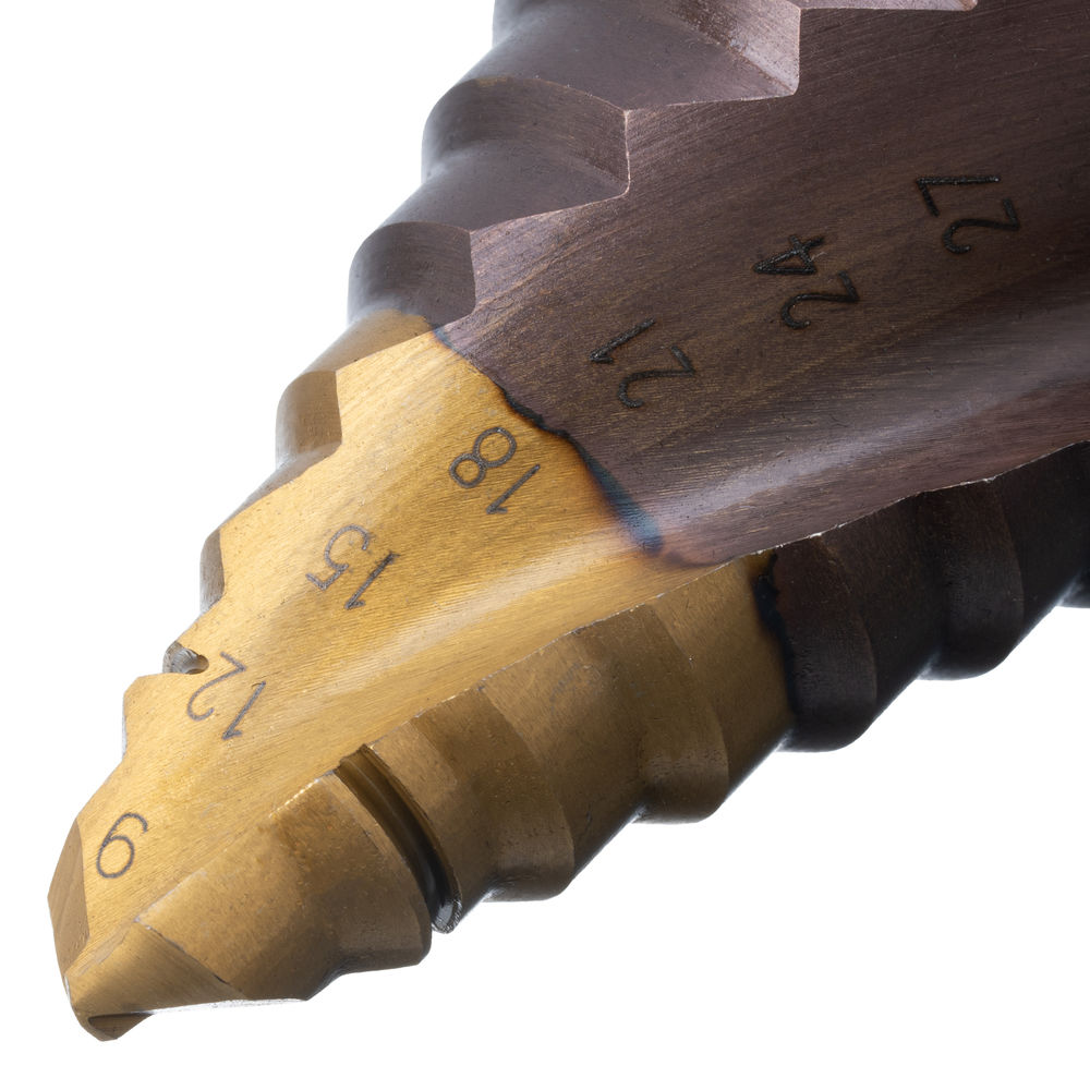 Сверло ступенчатое, 9-12-15-18-21-24-27-30-33-36 мм, Р6М5К5, 6-гр. хвостовик Denzel (723615)