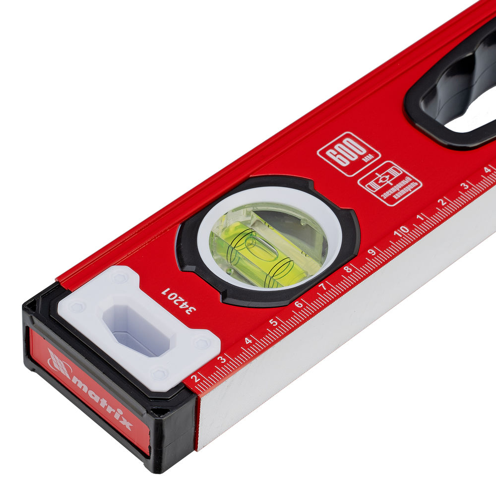 Уровень алюминиевый, фрезерованный, 3 глазка, рукоятки, 600 мм Matrix (34201)