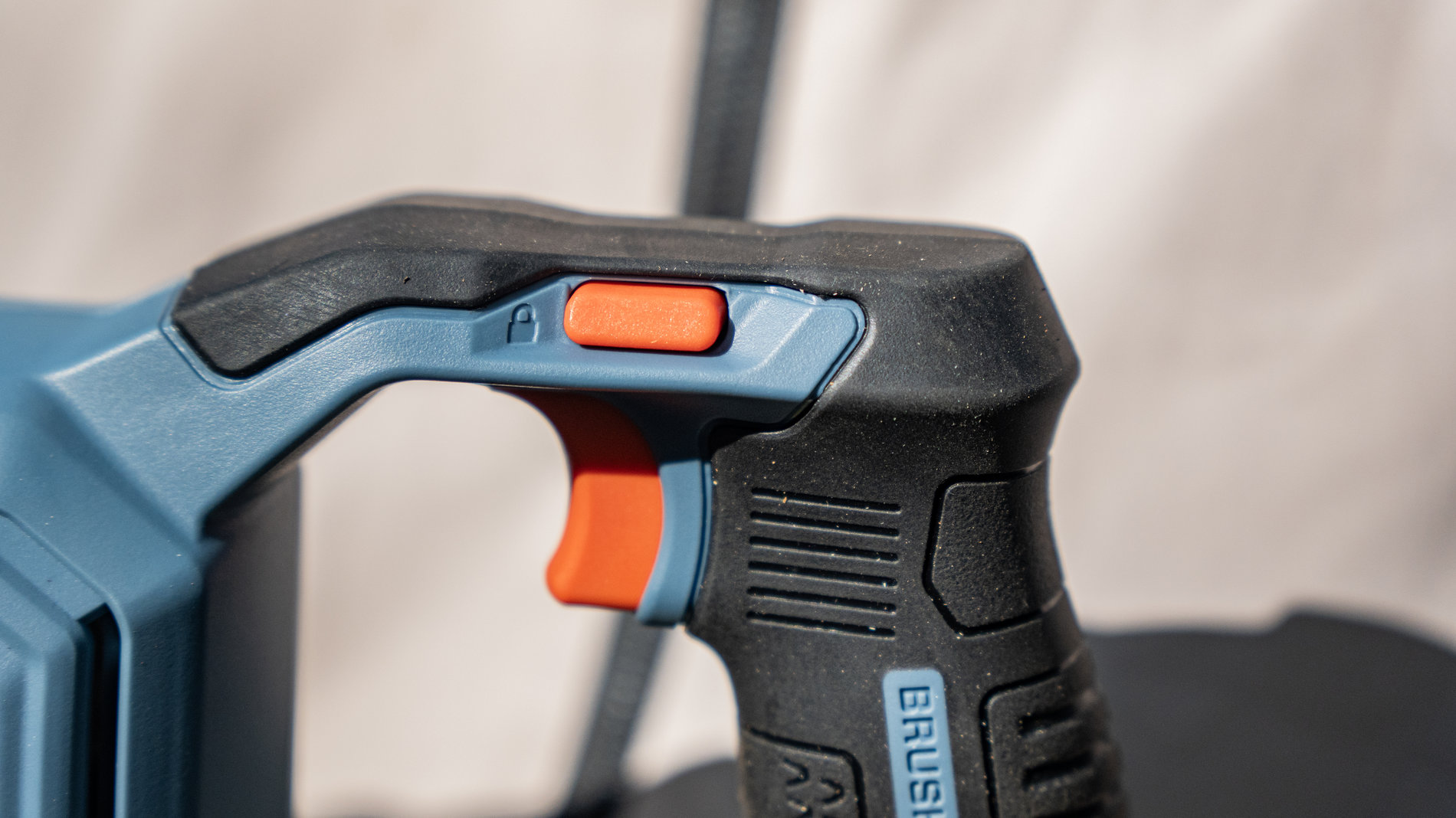 Сабельная пила, бесщ.мотор, с 1 АКБ, 1 ЗУ X2 20В