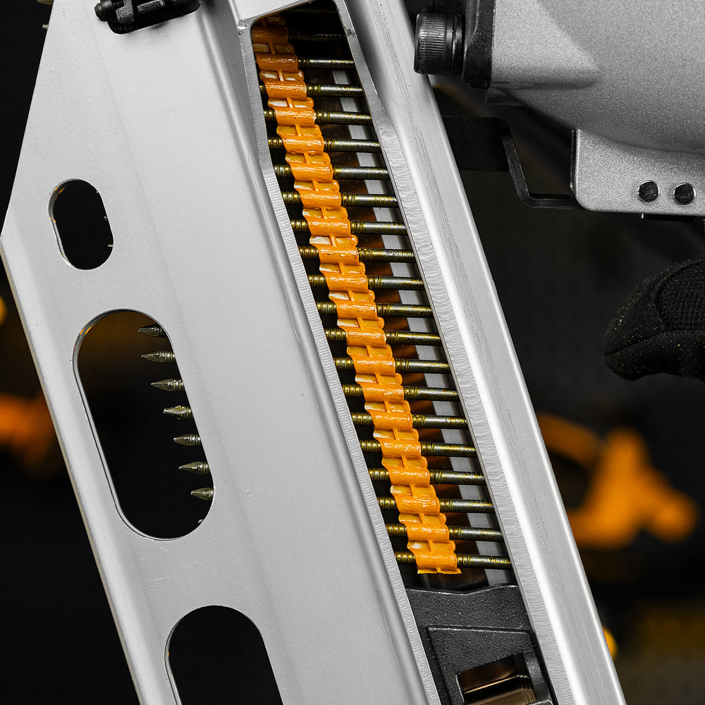 Гвозди для пнев. нейлера (крашен.) длина - 75 мм, диам. - 3,05 мм, 2000 шт. Denzel (57697)