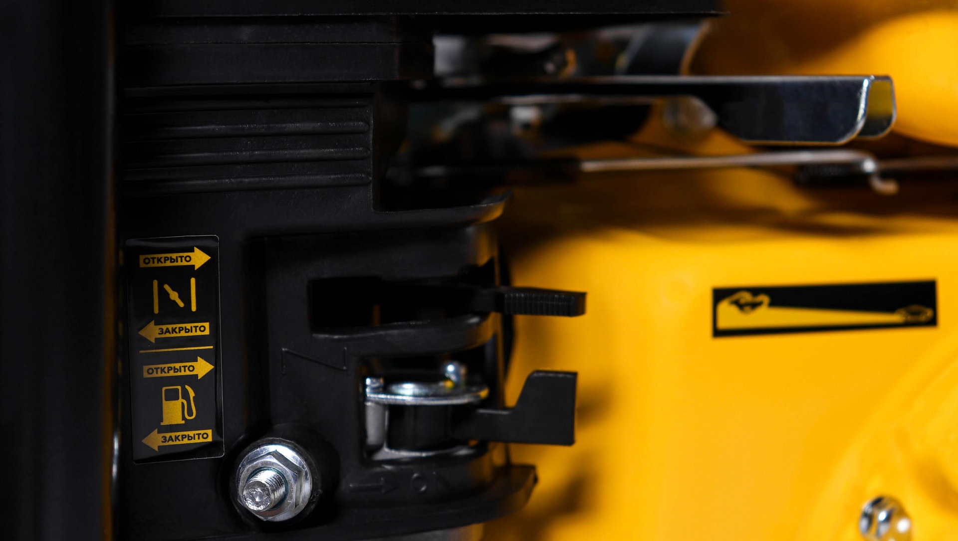 Мотопомпа CHAMPION GP80 (3 1000л/мин 8/26м 7лс 3,6л 24,4кг ) (GP80)