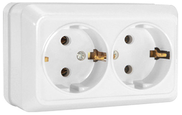 Розетка двухместная без заземления, открытая установка UNIVERSAL (84106)