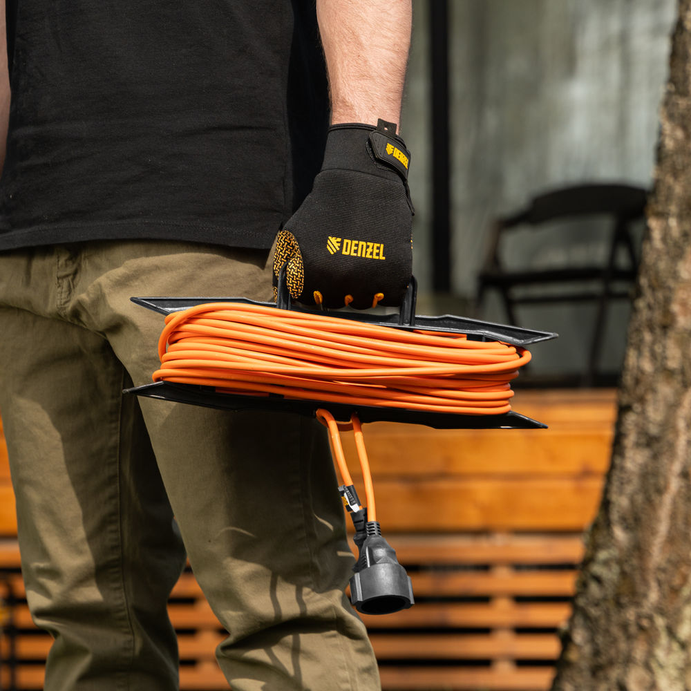 Удлинитель-шнур силовой Garden Series, ПВС, 20м, 1 розетка 3 x 1,5 мм, Denzel (37408)