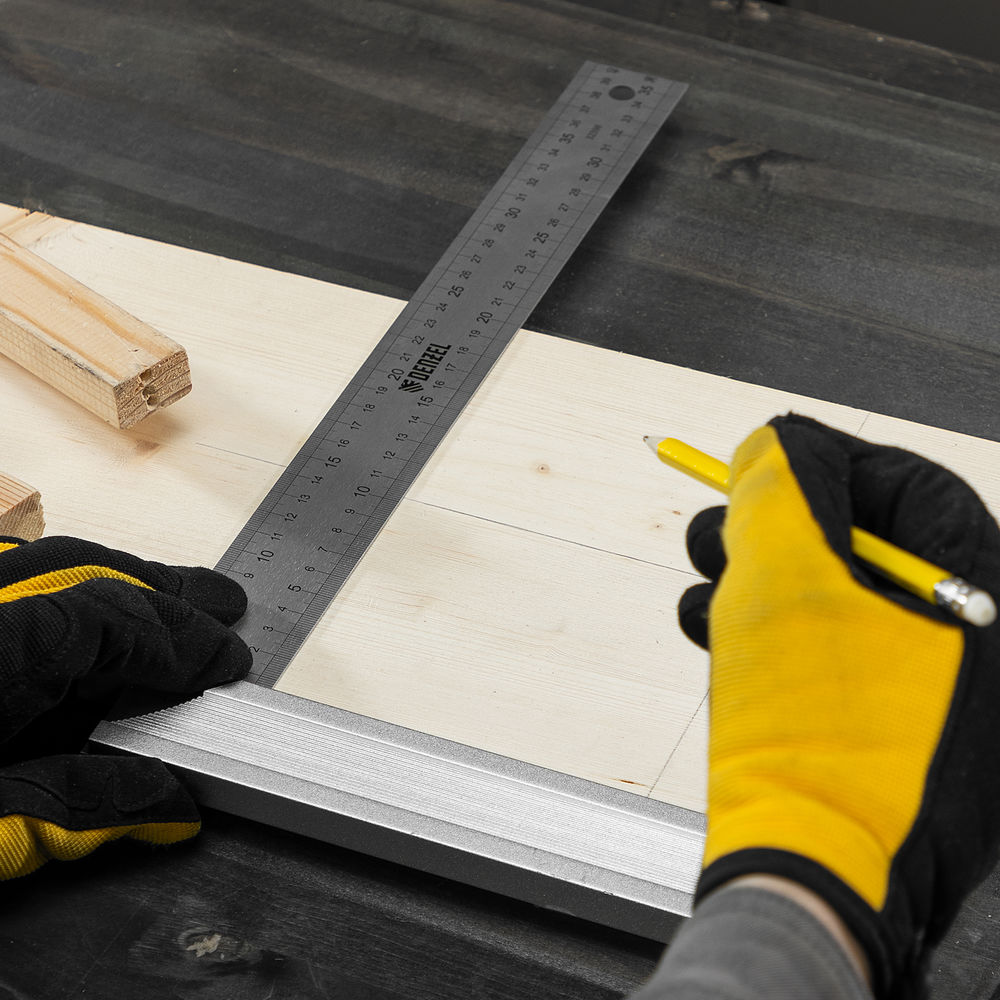 Угольник стальной 400 мм, нержавеющая сталь, градуировка, алюминиевое основание Denzel (32398)