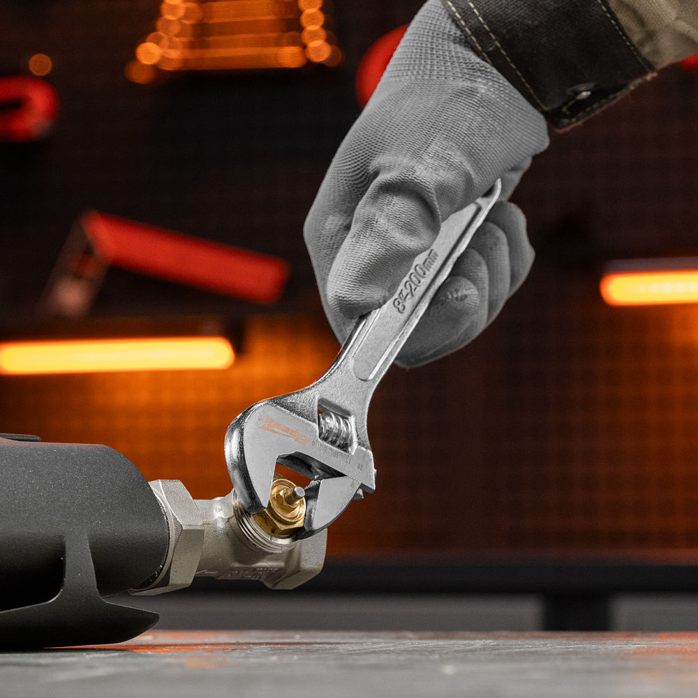 Ключ разводной, 200 мм, хромированный Sparta