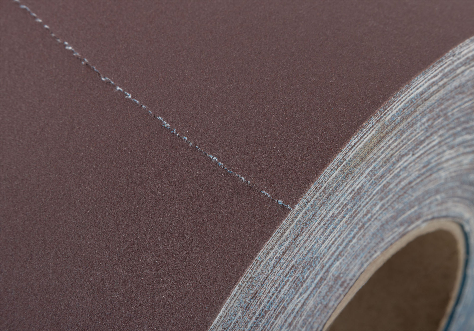 Рулон шлифовальный на тканевой основе, алюминий-оксидный абразивный слой 115 мм х 50 м, Р 240 (38079)