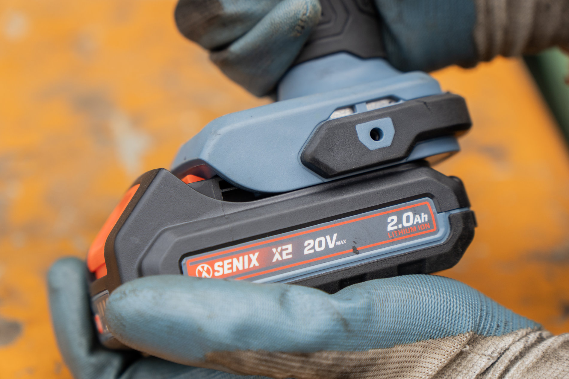 Импульсный гайковерт 1/2, 330 Нм, 1х4Ач, ЗУ, кейс X2 20В