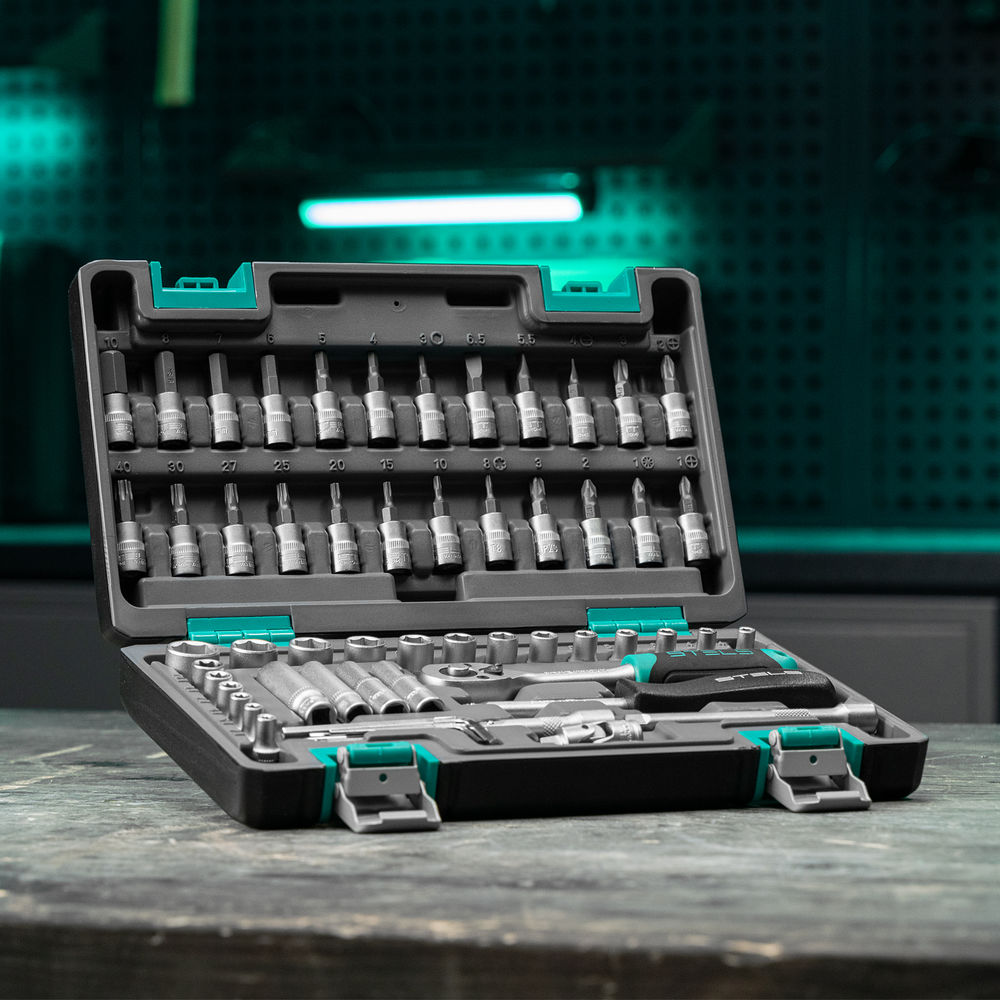 Набор инструментов, 1/4, CrV, пластиковый кейс 57 предметов Stels