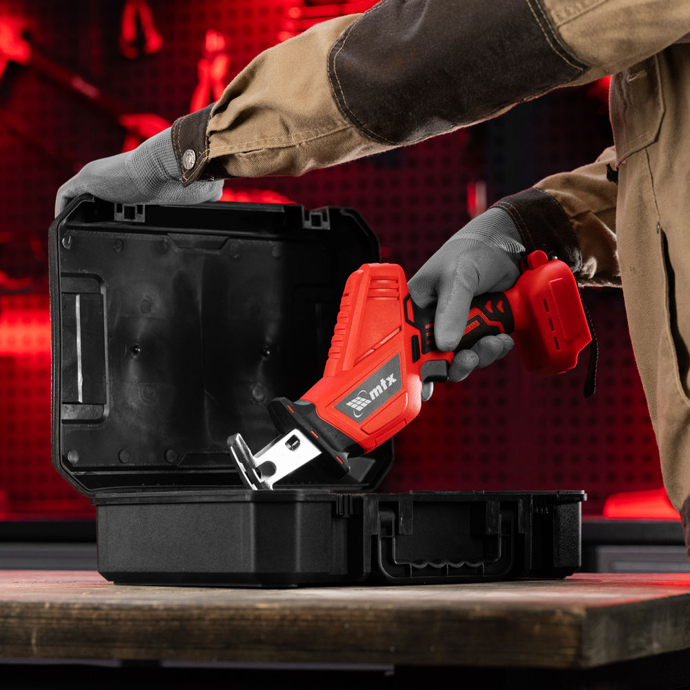 Пила сабельная аккумуляторная RС-80, Li-Ion, 20 В MTX (28812)