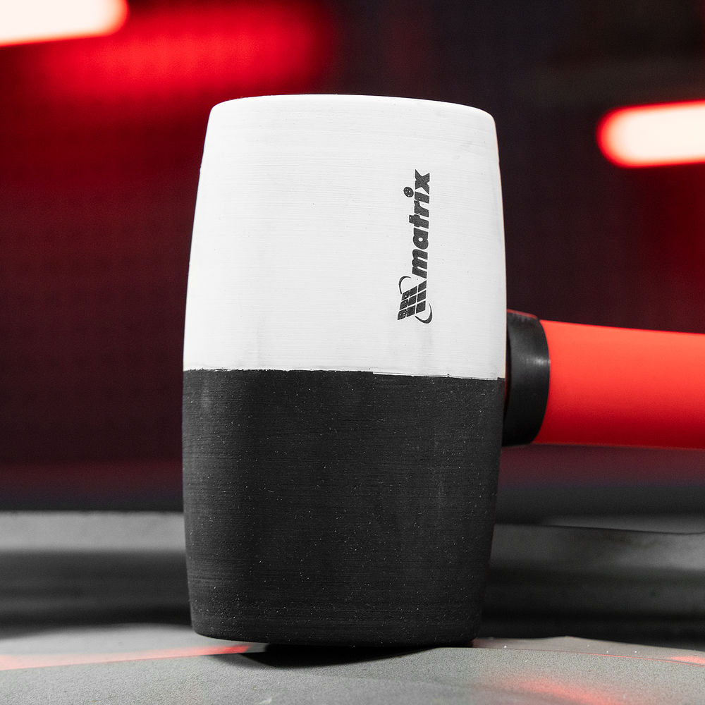 Киянка резиновая, 680 г, черно-белая резина, фибергласовая рукоятка Matrix