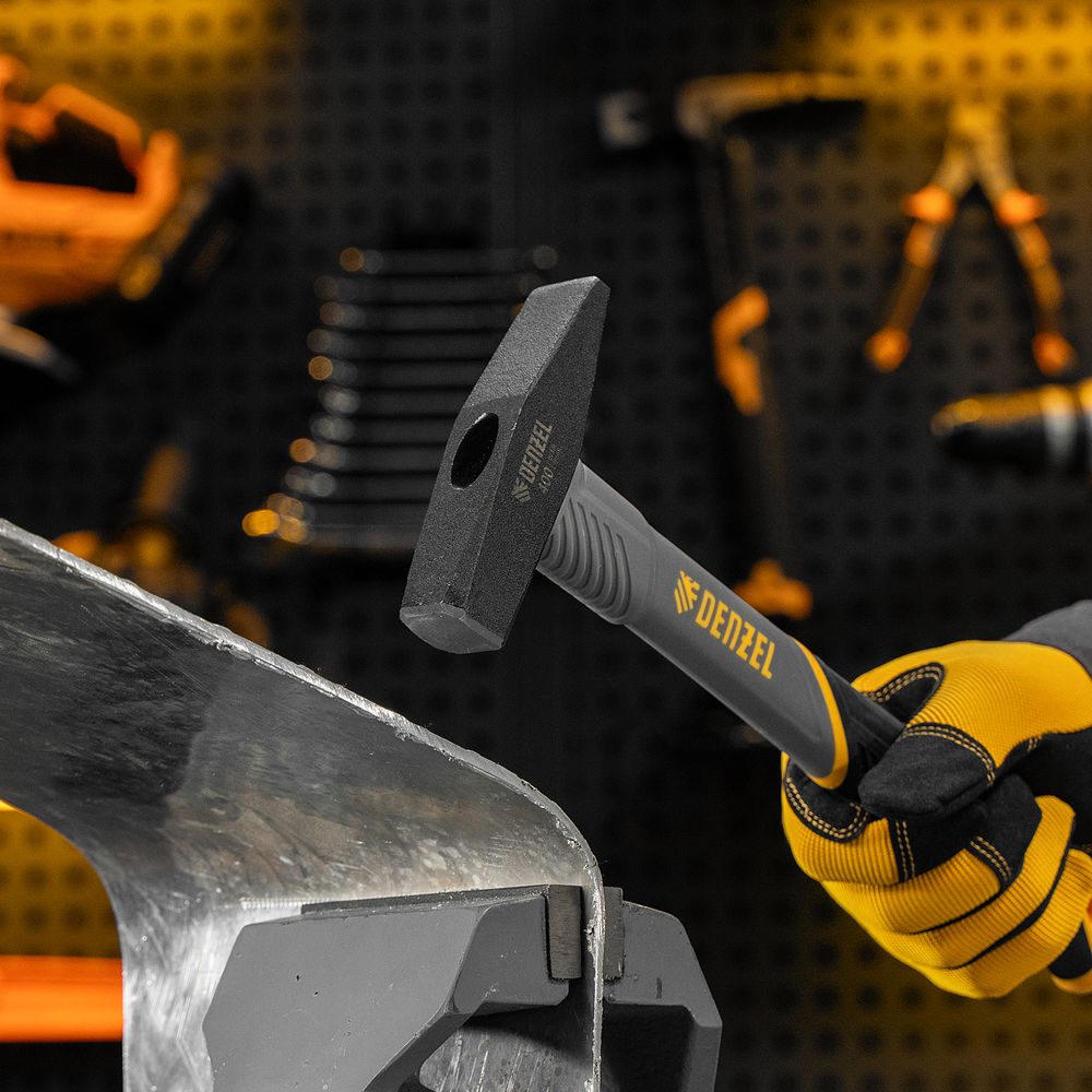 Молоток слесарный, 400 г, кованый, фибергласовая рукоятка c TPR покрытием Denzel (10484)