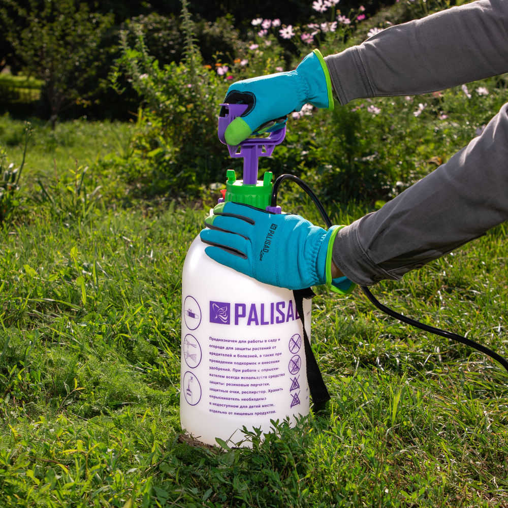 Опрыскиватель ручной, 7 л, с насосом, шлангом, разбрызгиватель Palisad (64750)