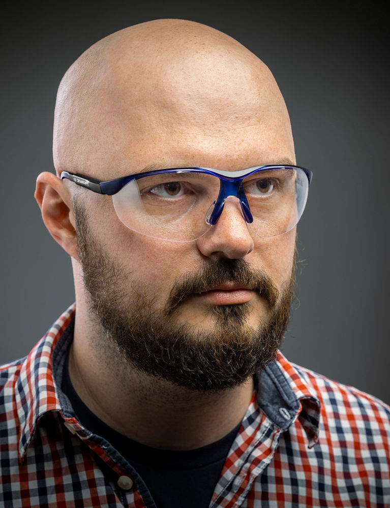 Очки защитные ПРОГРЕСС открытые прозрачные стекло устойчивое к царапинам и запотеванию ЗУБР Профессионал 110320_z02