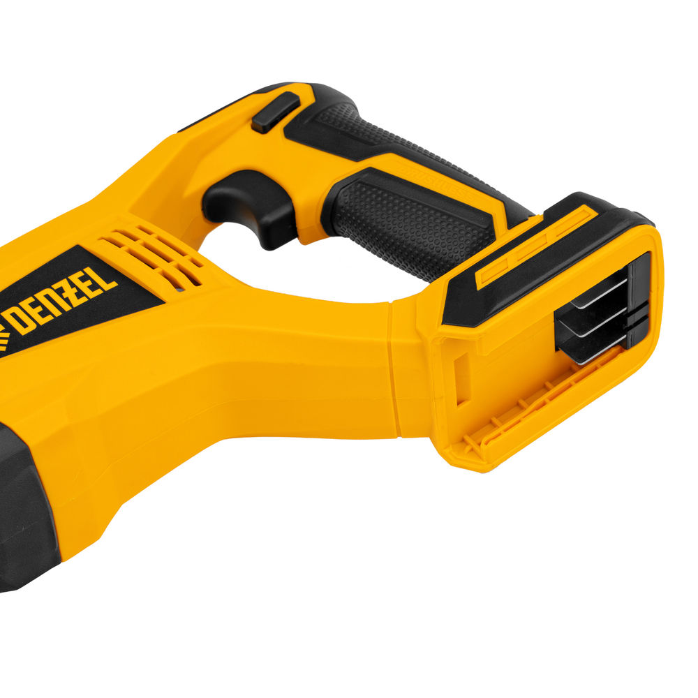 Пила сабельная аккумуляторная бесщет BRC-120-0, 18В Li-Ion Denzel (28461)