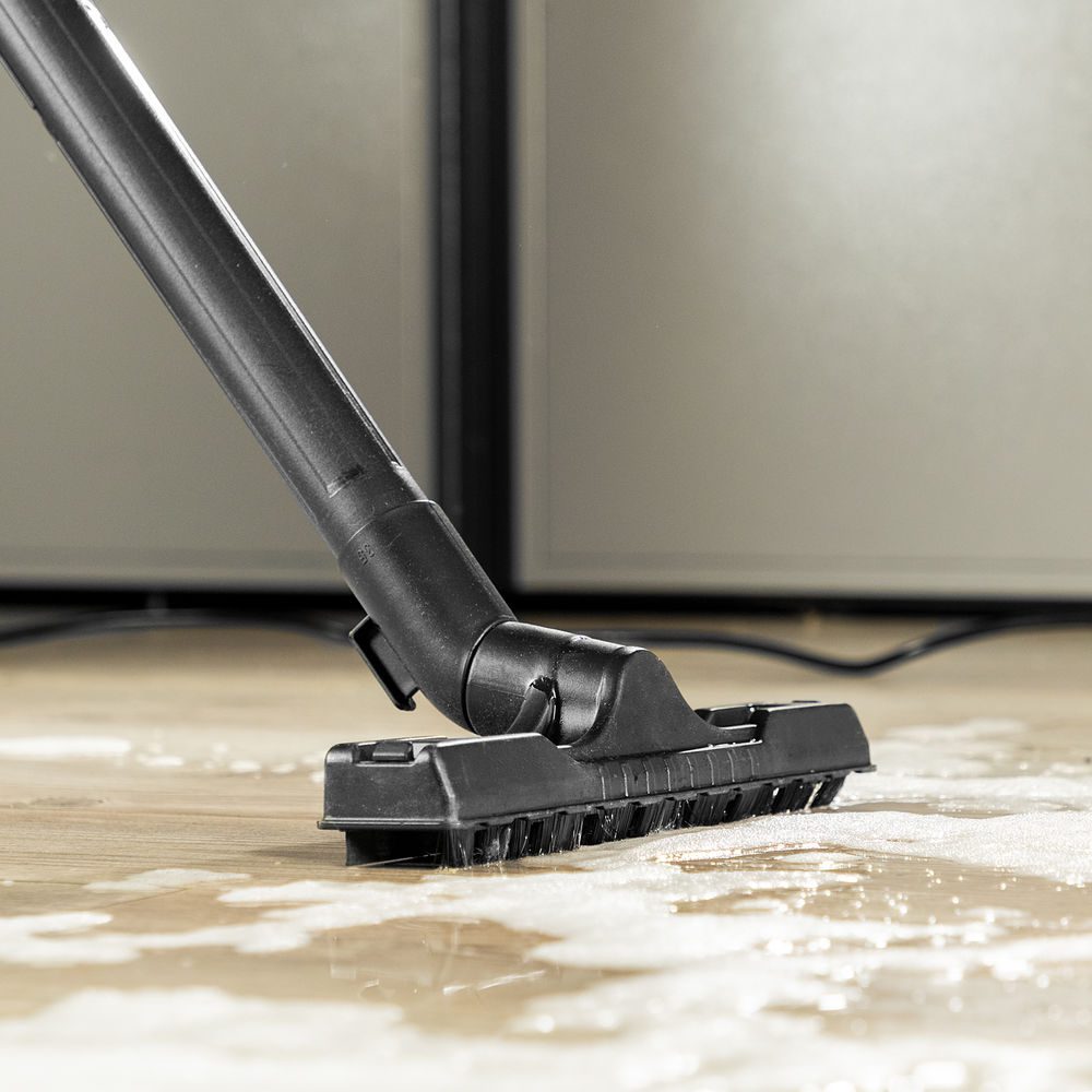 Пылесос строительный RVC30, 1400 Вт, бак 30 л, шланг 3 м, розетка с автосинхр. Denzel (28203)