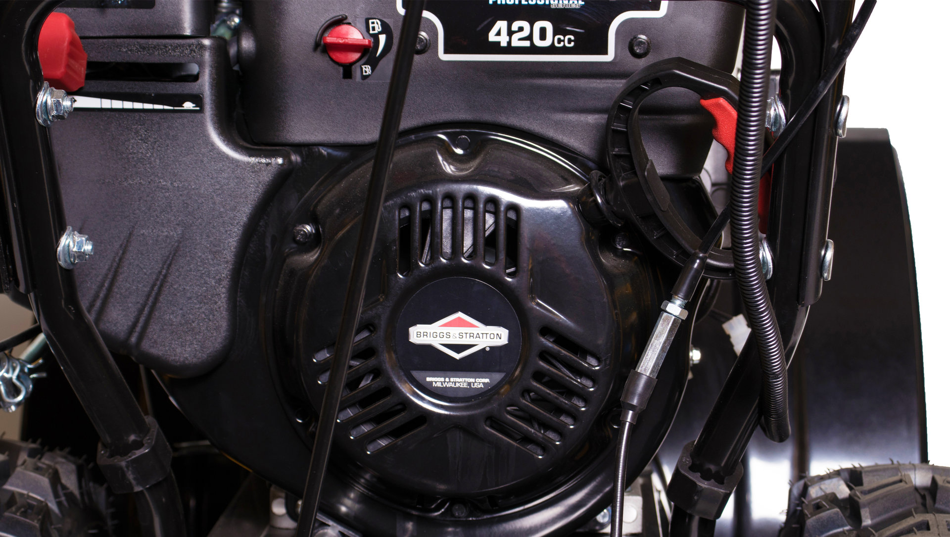 Снегоотбрасыватель CHAMPION ST1170BS ( PRO, 13,5лсB&S2100 70см6F/2Rколеса5.6л121кг эл.стартер,фара,о (ST1170BS)